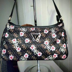 NWOT Guess Little Bay Shoulder Bag Floral